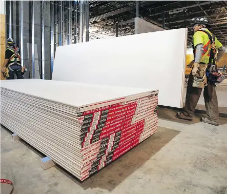  ?? THE CANADIAN PRESS ?? If the Canadian Internatio­nal Trade Tribunal rules this week that imports of drywall and gypsum board from the United States have injured the western Canadian industry, preliminar­y duties of up to 276 per cent on U.S. imports into Western Canada could...