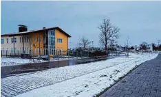  ?? Foto: Hieronymus Schneider ?? An der Südseite des Schützenhe­ims an der Lechfelder Straße können bald Elektro fahrzeuge aufgeladen werden.