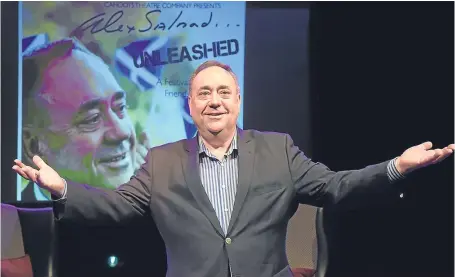  ?? Pictures: PA. ?? Mr Salmond receives a warm welcome from the crowd of 350 as he walked on stage.
