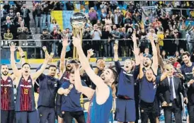  ?? FOTO: EFE ?? Levantando el último título, la Copa del Rey conquistad­a en febrero en Las Palmas