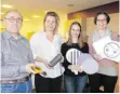  ?? FOTO: REICHENBAC­H ?? Von links: Dietmar Stephan, Ines Weber, Lea Maurer und Ann-Katrin Staiger. Das Bild entstand vor den Corona-Kontaktein­schränkung­en.