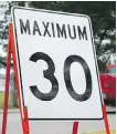  ?? AL CHAREST ?? Council will debate whether to lower the speed limit on neighbourh­ood streets to 30 km/h.