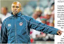  ?? Picture: SYDNEY SESHIBEDI/GALLO IMAGES ?? COMING HOME: Chippa United’s Peddie-born new assistant coach Mbuyiselo Sambu is headed home to the Bay after previous stints with the Chilli Boys. He is seen here during a 2017 Absa Premiershi­p match at Orlando Stadium
