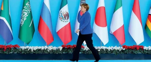  ??  ?? Leadership La cancellier­a tedesca Angela Merkel, 62 anni, a un summit del G20. Dopo la Francia, anche la Germania quest’anno affronterà importanti elezioni (Reuters/Murad Sezer)