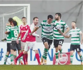  ??  ?? Porro celebra o golo da vitória do Sporting na final da Taça da Liga