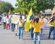  ?? MERY GRANADOS Y HÉCTOR PALACIO ?? En Riohacha también se realizó una marcha.