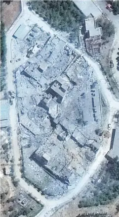  ?? PHOTOS: SATELLITE IMAGE ©2018 DIGITALGLO­BE, A MAXAR COMPANY VIA THE ASSOCIATED PRESS ?? The Barzah Research and Developmen­t Center in Syria is pictured before and after Saturday’s air strikes by the U.S., France and Britain. A former Syrian army chemical weapons official who defected in 2013 said that some key chemical depots, including...