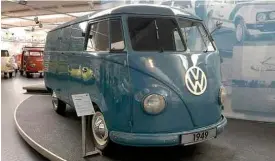  ?? Eduardo Sodré/Folhapress ?? Protótipo da Kombi T1, de 1949, em exibição no museu que conta a história dos carros VW