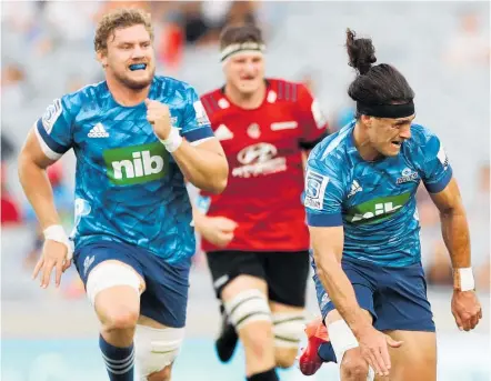  ??  ?? Richie Mo’unga (right) said operating behind the Crusaders pack was “bloody easy” on Friday night.