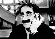  ?? (foto) ?? Maestro
Dopo Alessandro Manzoni, le prossime puntate saranno dedicate a Groucho Marx e a Italo Calvino