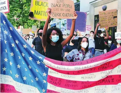  ?? CIPRIANO PASTRANO ?? Imagen de la marcha por Madrid contra el racismo y la muerte de George Floyd