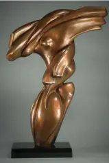  ??  ?? “# 439 Nuit d'Amour” Bronze