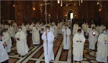  ?? ?? El amor a la humanidad impulsa a la Iglesia a predicar la verdad sobre Dios y sobre el hombre.