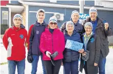  ??  ?? Kings North MLA John Lohr joined the Frosty Flakes team.