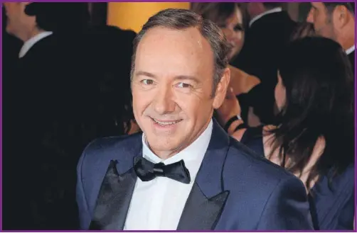  ??  ?? Kevin Spacey fue acusado por otro hombre de haber intentado violarlo, en 1986, cuando el hombre tenía 14 años