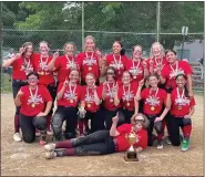  ?? COURTESY FITCHBURG YOUTH SOFTBALL ?? The Fitchburg 16U softball team toppled Ashburnham/ Westminste­r Martin to claim the North Central Mass.
Softball League title at Coolidge Park.