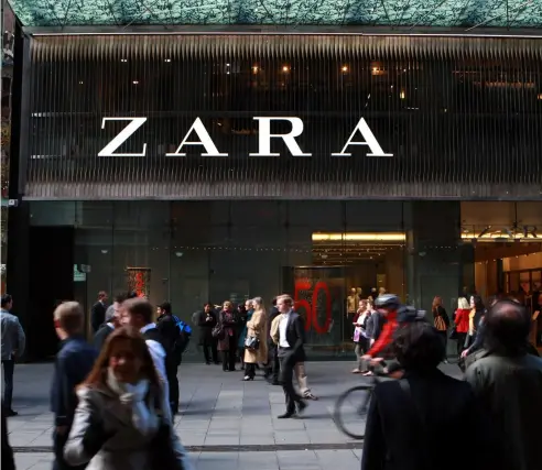  ??  ?? CLICK AWAY: The Zara boutique store on Pitt Street Mall in Sydney. Soon shoppers will be able to buy the firm’s clothes online.