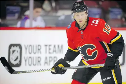  ?? AL CHAREST ?? Flames forward Kris Versteeg thought he was “done” after being hit in the knee by a Jeff Skinner shot on Thursday night. Seconds later, the Carolina Hurricanes forward shattered Versteeg’s helmet when he fired a shot that hit the Flames player in the...