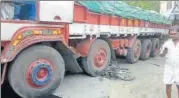  ?? HT PHOTO ?? The truck that mowed down 13 people at Chittoor in Andhra.