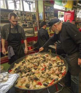  ??  ?? Paella in O’Flaherty’s Bar Dingle.