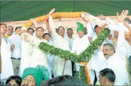  ??  ?? INLD supremo Om Prakash Chautala and senior leader Abhay Chautala at the Samman Diwas rally in Kaithal on Wednesday. HT PHOTO