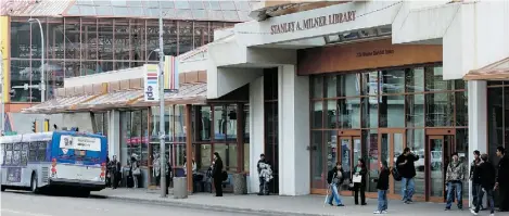  ?? EDMONTON JOURNAL/FILE ?? Traffic shutdowns on 102nd Avenue in the coming months mean bus stops will close outside the Stanley A Milner Library.