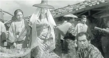  ??  ?? En los años 50, Mizoguchi obtuvo tres años consecutiv­os el premio mayor del Festival de Venecia.