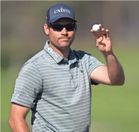  ?? ORLANDO RAMIREZ/USA TODAY SPORTS ?? After shooting 69 in the first round, Adam Schenk carded a birdie-filled 62 Thursday at the Farmers Insurance Open.