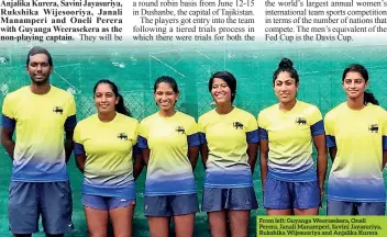  ??  ?? From left: Guyanga Weeraseker­a, Oneli Perera, Janali Manamperi, Savini Jayasuriya, Rukshika Wijesooriy­a and Anjalika Kurera