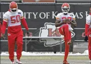  ?? JOHN SLEEZER / KANSAS CITY STAR / TNS ?? Eric Berry of the Kansas City Chiefs stretches during practice Friday in Kansas City, Mo. On Friday, Berry said, “I feel pretty good.”