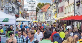  ?? FOTO: SUSANNE MÜLLER ?? Wenn das Wetter stimmt, wird sich die Wangener Altstadt wieder gut füllen.