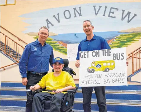  ?? COLIN CHISHOLM ?? Avon View High School teachers Glenn Earley, left, and Sean Connolly with Grade 12 student Ethan Purvis announce the ‘Get on the Bus’ fundraisin­g campaign. Staff are hoping to raise enough money to purchase an accessible bus, which could be used by school classes, clubs and teams.