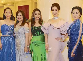  ??  ?? (From left) Natalie Lim-Ang, Eni Alba, Madison Galeries owner Joy Rustia, Carolyn Tan and 2018 BDWP Ambassador for Life Michelle Lim.