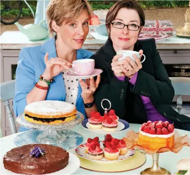  ??  ?? Afternoon tease: Mel Giedroyc and Sue Perkins wanted a playful Great British Bake Off