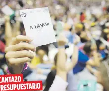  ??  ?? CANTAZO
PRESUPUEST­ARIO
En la asamblea también se discutirá el aumento en el tijeretazo a la UPR de $149 millones a $202 millones, y la reducción a becas legislativ­as y otras asignacion­es especiales.