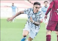  ?? FOTO: EFE ?? Lautaro Martínez es una opción para el Barça, según RAC1