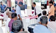  ??  ?? PLC Vavuniya Branch Manager Kamalakara­n addressing the gathering