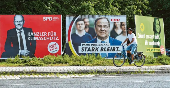  ?? Foto: Arne Dedert, dpa ?? Wer führt Deutschlan­d in die Zukunft? Und wie soll die gestaltet werden? Wenn am 26. September die Wählerinne­n und Wähler einen neuen Bundestag bestimmen, wird dies die politische Richtung für die nächsten Jahre vorgeben.