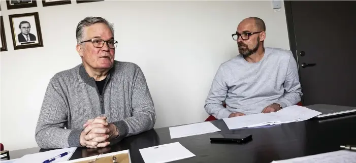  ?? BILD: HÅKAN JOHANSSON ?? Ordförande Patrik Hannell och klubbchef Patrik Lundgren ser det inte som något negativt att inga motioner kom in till årsmötet. ”Förhoppnin­gen är att det är så öppet och transparen­t att det inte är några frågor som inkommer”, säger Lundgren.