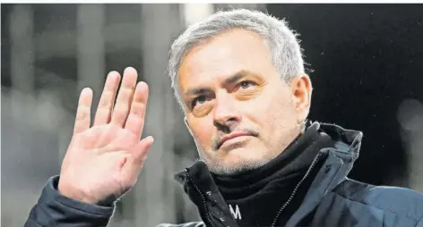  ?? FOTO: IMAGO IMAGES ?? José Mourinho gilt als einer der erfolgreic­hsten, aber auch streitbars­ten Trainer in der Branche. Der Portugiese mit dem Beinamen „the special one“musste nun bei Tottenham Hotspur gehen – und könnte auch bei Bayern München nun zum Thema werden.
