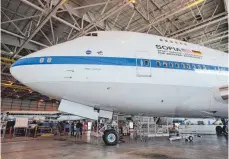  ?? FOTO: AFP ?? Fliegende Sternwarte Sofia: Mit dieser umgebauten Boeing geht es in die Stratosphä­re.