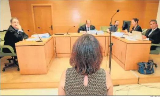  ?? GRANADA HOY ?? Juana Rivas fue juzgada ayer en Penal 1 de Granada.