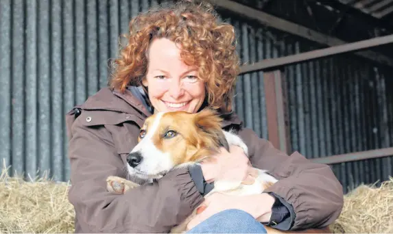  ?? Craig Morris ?? > Kate Humble with her sheepdog Teg