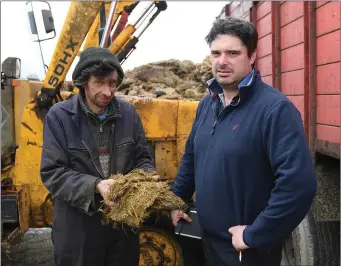  ?? Photo by Domnick Walsh. ?? JJ Costello from Kilmoyley with farm feed which Neilus O’Connor of Neilus O’Connor Agri Contractor from Moyvane collects for farmers in North Kerry.