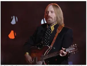  ?? (AP) ?? Tom Petty, of Tom Petty and the Heartbreak­ers, performed during halftime of the Feb. 3, 2008, Super Bowl football game between the New York Giants and the New England Patriots in Glendale, Ariz.