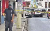  ??  ?? Balacera. El tiroteo ocurrió la semana pasada en el centro de la ciudad de Ahuachapán.