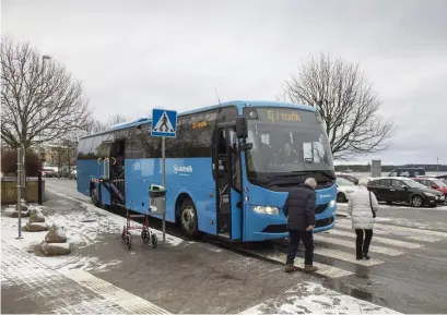  ?? Bild: Jakob Simonson ?? Ronden 6 som trafikerar sträckan Strömstad-Näl läggs ner i december. Anropsstyr­d trafik ska ersätta.