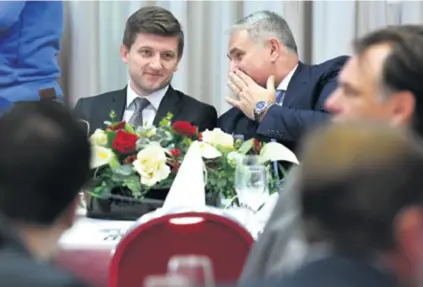  ??  ?? Ministar Zdravko Marić jučer je bio gost na radnom ručku HUP-a