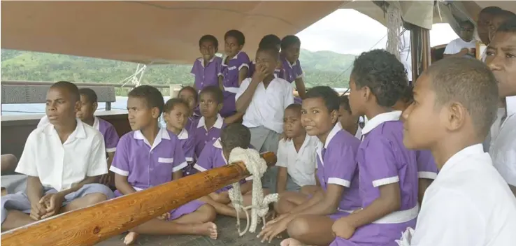  ?? Photo: Uto ni Yalo Trust ?? Students from Nabasovi District School in Koro Island on the Uto ni Yalo.