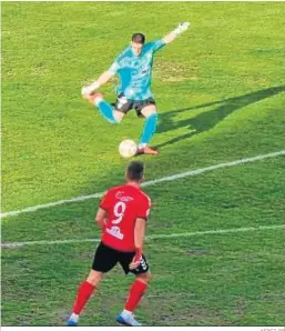  ?? XEREZ CD ?? César detuvo un penalti y se lució en otras tres oportunida­des.